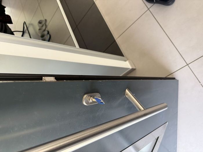 Cylindre et barre de tirage — BMS Service, serrurier en Gironde